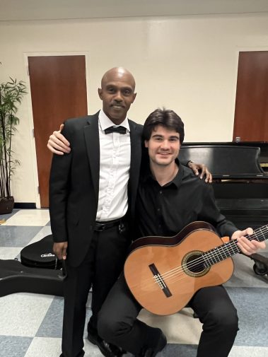 Guitar Lessons And Ukulele Lessons - Music With Mr.Browne